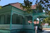 Istana Amantubillah merupakan istana peninggalan kerajaan Mempawah saat ini masih terpelihara baik Seluruh bangunan istana yang berada di kelurahan Pulau Pedalaman, Kabupaten Mempawah, Kalbar, terbuat dari kayu dengan ukiran yang  khas . Foto Antara/Evy R. Syamsir.