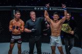 ONE Championship -  Christian Lee merebut kembali sabuk juara kelas ringan