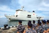 Artikel - KRI dr. Wahidin Sudirohusodo rumah sakit apung di Timur Indonesia