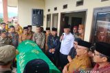 Ayahanda Gubernur Sumbar dimakamkan di Gadut Agam