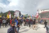 Ratusan mahasiswa unjuk rasa duduki Jalan Jendral Sudirman Palembang