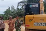 Timbunan material longsor di tiga desa Mamuju Tengah telah ditangani