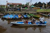Jasa Perahu Cepat Di Sungai Kapuas