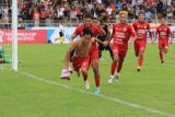 Delfiadri ungkap keberanian dirinya turunkan pemain muda hadapi PSMS Medan