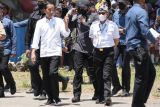 Presiden Jokowi berikan BSU dan BLT di Sulawesi Tenggara
