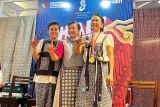 Hari Batik Nasional 2022 kian meriah dengan peragaan busana di 