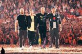Ini penyebab Coldplay batalkan delapan konser mereka