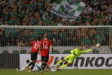 Manchester United kerja keras tekuk Omonia Nicosia