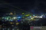 Suasana venue saat penutupan Musabaqah Tilawatil Quran (MTQ) Nasional ke-29 di Astaka Utama Kiram Park, Kabupaten Banjar, Kalimantan Selatan, Selasa (18/10/2022). Kafilah dari Provinsi Jawa Timur meraih juara umum pada ajang MTQ Nasional ke-29 disusul Provinsi DKI Jakarta dan posisi ketiga ditempati Provinsi Kalimantan Selatan. Foto Antaranews Kalsel/Bayu Pratama S.