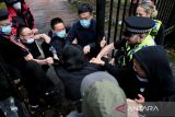 Menlu Inggris: Pemukulan pengunjuk rasa di konsulat China 