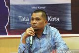 Ketua Peradi Padang Miko Kamal minta Kapolda baru naikkan moral polisi