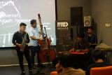 Rayakan ulang tahun pertama, Musik Latar Indonesia rilis album 