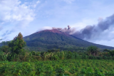 Warga sekitar Gunung Kerinci diimbau tetap waspada