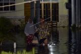 Banjir akibat sungai meluap di Lampung Selatan