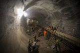 China realisasikan pembangunan terowongan KA cepat bawah laut terpanjang di dunia