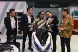 Di IMOS, AHM Umumkan Strategi Roadmap Sepeda Motor Listrik Honda Hingga 2030