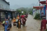 Banjir rendam permukiman di Mamuju Sulbar