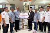 Bank Nagari bantu korban gempa Cianjur 100 Kg rendang, diserahkan ke gubernur