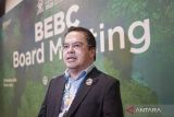  BEBC Indonesia Chairman Sayid Irwan memberikan keterangan pers usai pertemuan BIMP-EAGA Bussines Council (BEBC) dari empat negara anggota di Pontianak, Kalimantan Barat, Rabu (23/11/2022). Dalam pertemuan tersebut membahas beberapa kendala yang dihadapi BEBC, yaitu salah satunya mengenai persoalan konektivitas antara wilayah anggota Brunei Darussalam-Indonesia-Malaysia-Philippines, East ASEAN Growth Area (BIMP-EAGA ) di empat negara tersebut. FOTO Humas Dinas Komunikasi dan Informatika Provinsi Kalimantan Barat
