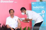 Jokowi dapatkan vaksinasi COVID 'booster' kedua