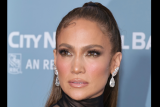 J.Lo hapus semua unggahan di IG