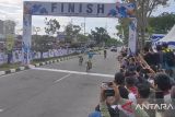 Bernard Benyamin juarai Etape I Tour de Siak
