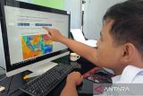BMKG : Waspadai hujan disertai angin kencang berpotensi landa sebagian Jakarta
