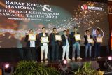 Bawaslu Agam terima penghargaan saat malam Anugerah Kehumasan 2022