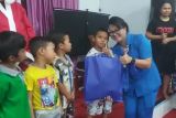 Korcab VIII Jalasenatsri berbagi kasih dengan anak-anak di TPA Sumompo Manado
