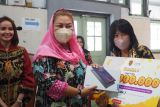 Solve Education Beri Penghargaan Guru Bahasa Inggris berprestasi di Semarang