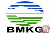 BMKG keluarkan peringatan potensi tsunami dari gempa M 7,9 di Maluku-Sultra