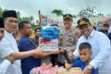 Polisi Pariaman bantu korban bencana puting beliung Padang Pariaman