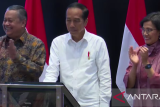 Jokowi membuka perdagangan bursa 2023