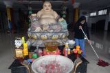 Aksi membersihkan Vihara Buddhasena