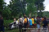 Diduga pengemudi mabuk miras, Mobil tabrak tiang listrik di Wilamaci Bima