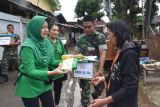 Korem 131/Santiago berbagi kasih dengan warga terdampak banjir