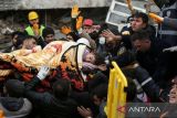 2.921 tewas dan 15.834 terluka akibat gempa Turki