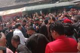 Ratusan warga antusias sambut Presiden Jokowi di Pasar Halat Medan