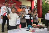 Polisi ungkap kasus sindikat penerbitan sertifikat vaksin palsu di Batam
