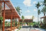 SASMAKA Dining & Cafe berkonsep al fresco tropical garden hadir di Yogyakarta