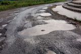 LBH Nasional soroti jalan perbatasan Bandarlampung- Sabah Balau Lampung Selatan yang rusak parah