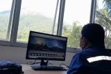 PVMBG dan BPBD tambah kamera pemantau Gunung Karangetang
