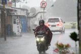 BMKG : Sebagian wilayah Jakarta berpotensi diguyur hujan Rabu sore