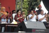 Megawati Soekarnoputri meminta bangsa Indonesia praktikkan salam Pancasila