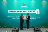 Penulisan Al Quran yang dilakukan oleh 1.000 amil Baznas raih rekor Muri