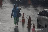 BMKG keluarkan peringatan dini hujan-petir berpotensi landa sebagian Jakarta