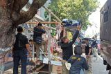 Lapak pedagang Dugderan Semarang dibongkar