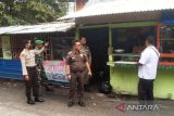 Pariaman tindak pedagang jajakan makanan saat siang selama Ramadhan