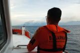 Basarnas masih mencari tiga korban kebakaran kapal BBM Pertamina di laut Lombok