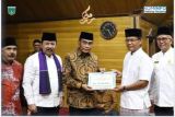 Asisten I Pemprov Sumbar, kunjungi masjid Asasi Sigando dan serahkan bantuan